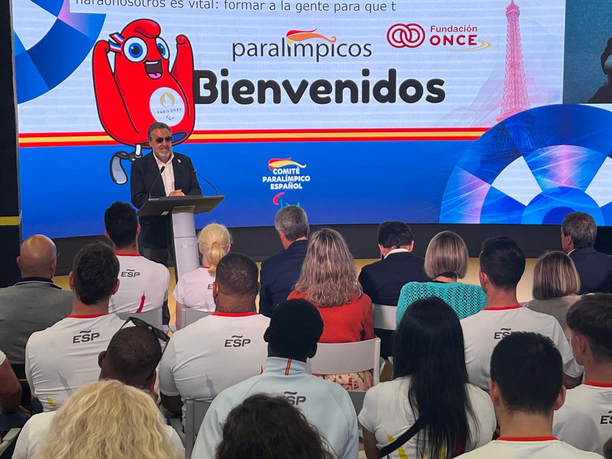Fundacion_ONCE's tweet photo. 🇪🇸 Hoy recibimos en nuestra sede de @XTalentoDigital a una delegación de los deportistas que nos han representado en los Juegos Paralímpicos de París.

👏 Gracias por vuestro esfuerzo, compromiso, éxitos...sois el orgullo de todo un país!

@Paralimpicos @deportegob https://t.co/xVl6D5wYLo