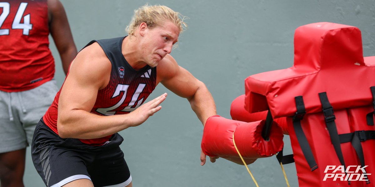 NC State commits who were Week 3 standouts:

🔴EDGE Colby Cronk: 13 tackles, 8 TFL &amp; 3.5 sacks
🔴RB Kentrell Rinehart: 202 rushing yards &amp; 1 TD
🔴TE/EDGE Gus Ritchey: 105 receiving yards &amp; 1 TD; 11 tackles and 2 sacks

✍️: 247sports.com/college/north-…