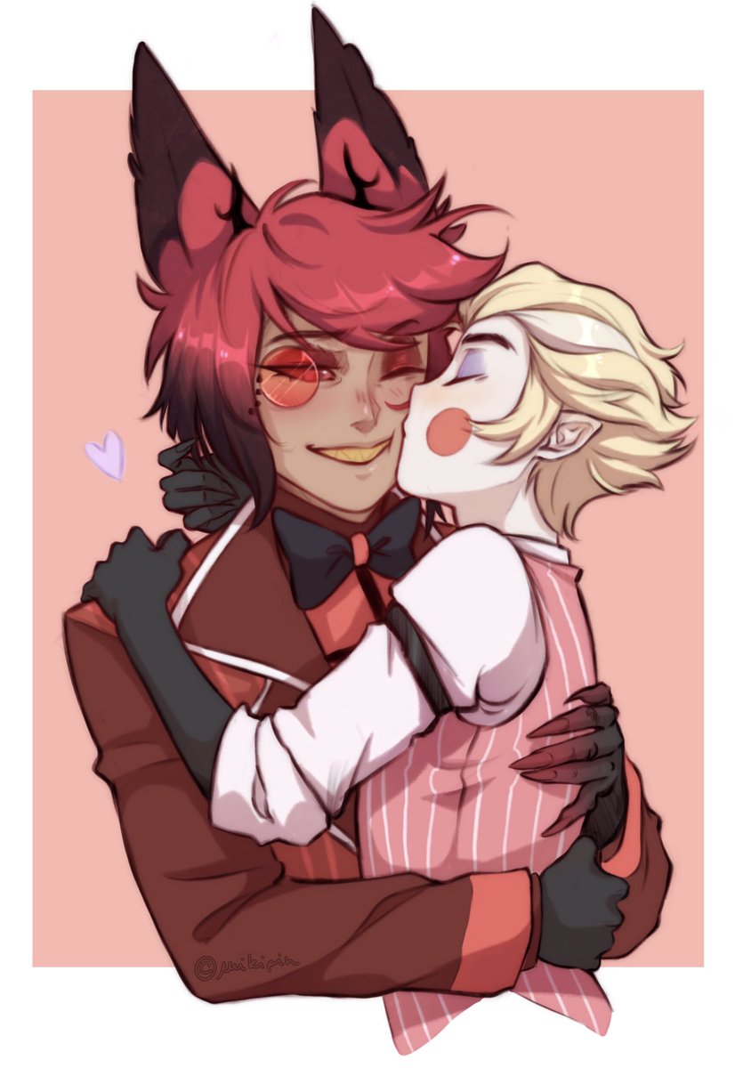 I didn’t have much time to work on something better but I wanted to take part to the #radioapple kiss train! 📻🍎💕