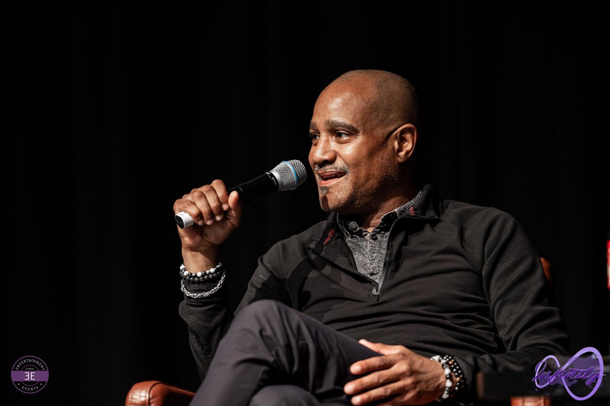 Ent_Event's tweet photo. M&amp;G with Seth Gilliam at Infinity Con, May 2024.

#infinitycon #infinityconvention #tb #throwback #bestoftheday #smile #twd #thewalkingdead #teenwolf #sethgilliam https://t.co/sU1dQmEgDz