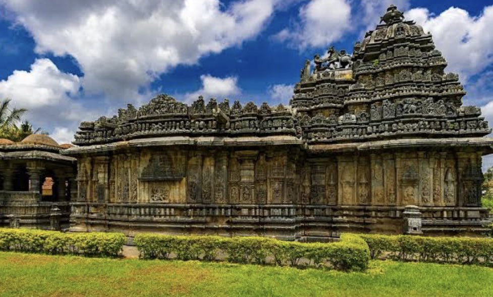 Suvarna Alladi (@alladi_suvarna) on Twitter photo #WAM District after District in Karnataka create awareness about dementia in communities not reached before. Hassan, the city of ancient Hoysala temples. Thanks to <a href="/KarnatakaBrain/">Karnataka Brain Health Initiative (KaBHI)</a> <a href="/DHFWKA/">Karnataka Health Department</a> <a href="/NIMHANS_BLR/">NIMHANS, Bengaluru</a> <a href="/Faheem/">faheem</a> <a href="/GirishnraoN/">Girish N Rao</a> <a href="/ddmentalhealth/">ddmentalhealth - Dr Rajani Parthasarathi</a> and the Multidisciplinary teams <a href="/AlzDisInt/">ADI</a> #WAM District after District in Karnataka create awareness about dementia in communities not reached before. Hassan, the city of ancient Hoysala temples. Thanks to <a href="/KarnatakaBrain/">Karnataka Brain Health Initiative (KaBHI)</a> <a href="/DHFWKA/">Karnataka Health Department</a> <a href="/NIMHANS_BLR/">NIMHANS, Bengaluru</a> <a href="/Faheem/">faheem</a> <a href="/GirishnraoN/">Girish N Rao</a> <a href="/ddmentalhealth/">ddmentalhealth - Dr Rajani Parthasarathi</a> and the Multidisciplinary teams <a href="/AlzDisInt/">ADI</a>