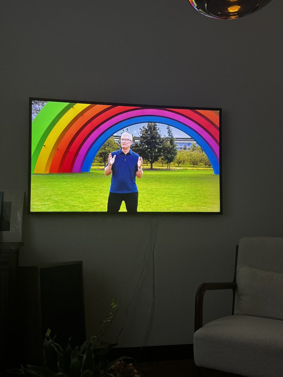 Watching the #apple event