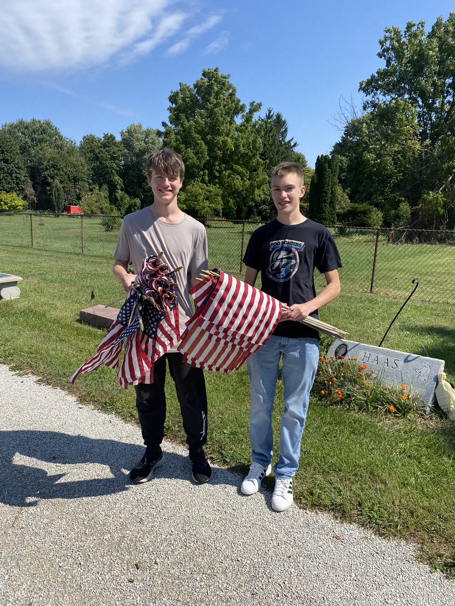 PHS Service Learning tweet media