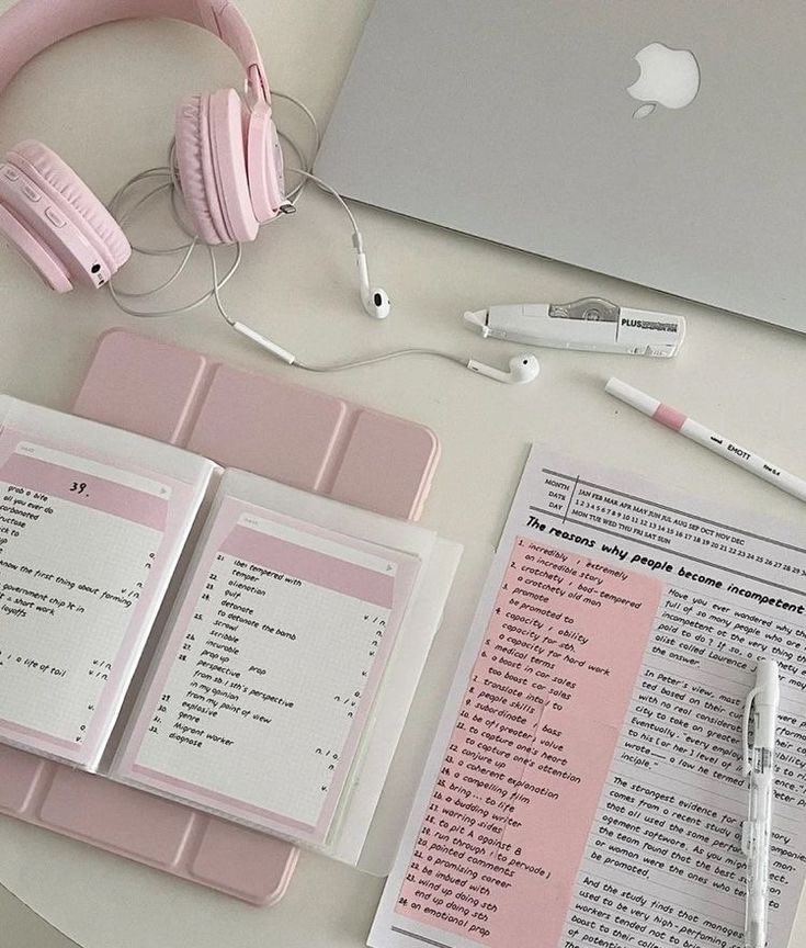 #studytwt intro ˚୨୧⋆｡˚ ⋆

• violet
• 06 liner
• 1st year psychology student
• likes music, gaming, cats, pink

repost/like to be moots ♡ #studytwt