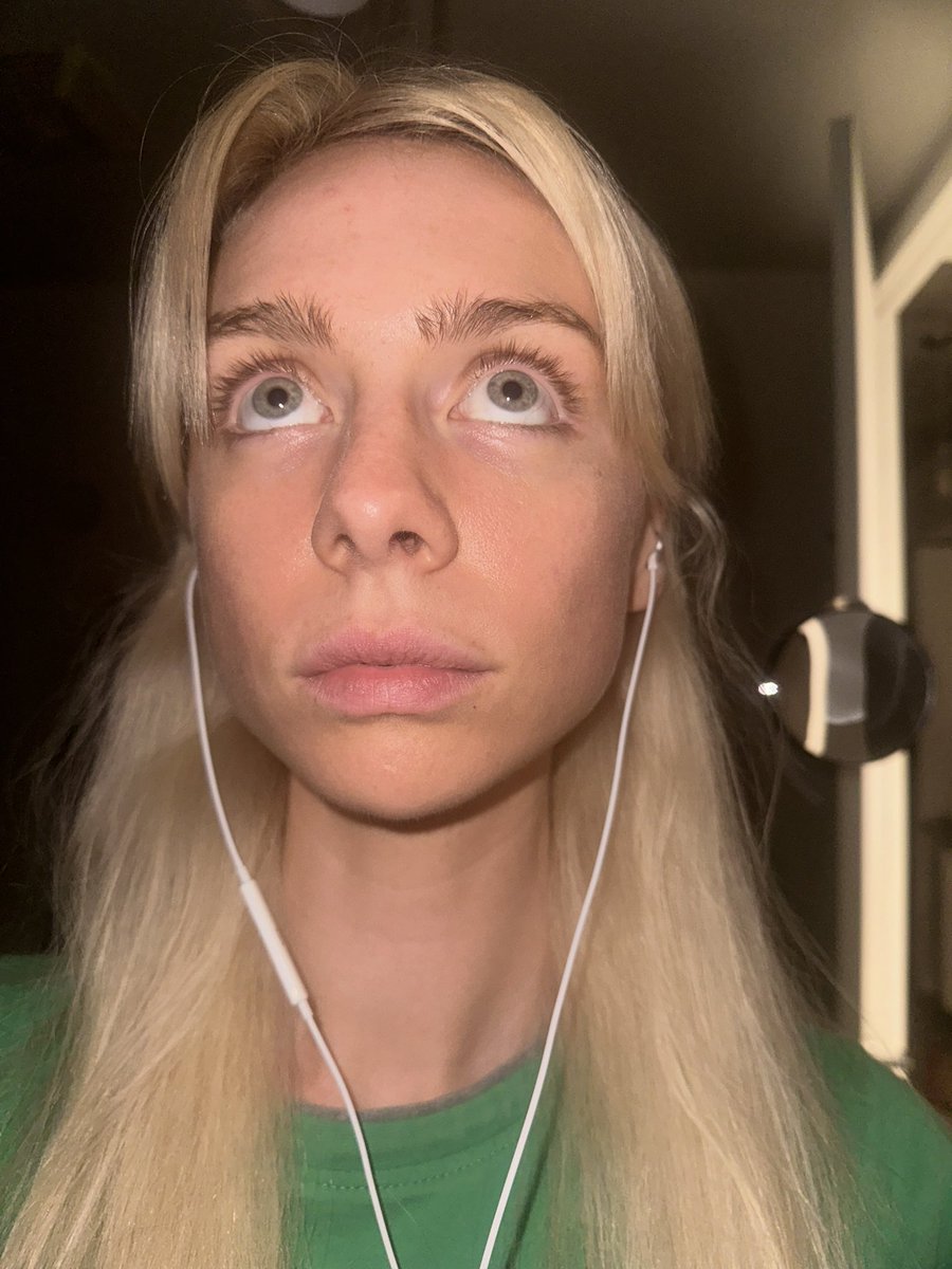 triumphantly transported through the threshold / efficaciously escorted to the epoch