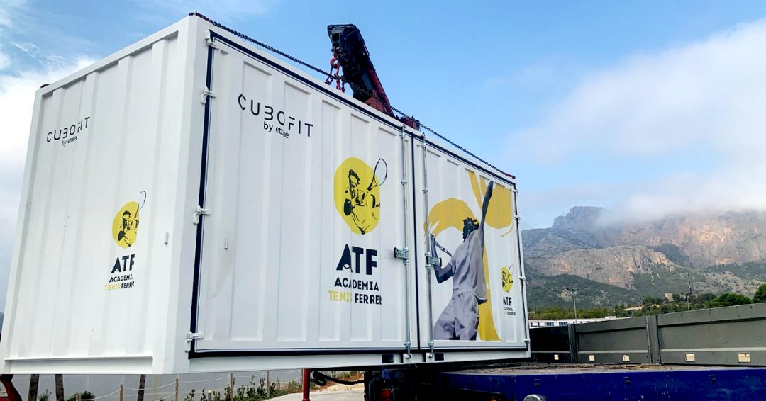 ¡Seguimos creciendo!

La semana pasada, instalamos un nuevo CUBOFIT ONE 20' en la Academia de Tenis Ferrer🎾 en La Nucía. Un paso más para llevar el entrenamiento al siguiente nivel, estamos deseando verlo activo💪

#CUBOFIT #ServiciosDeportivos #GestiónDeportiva