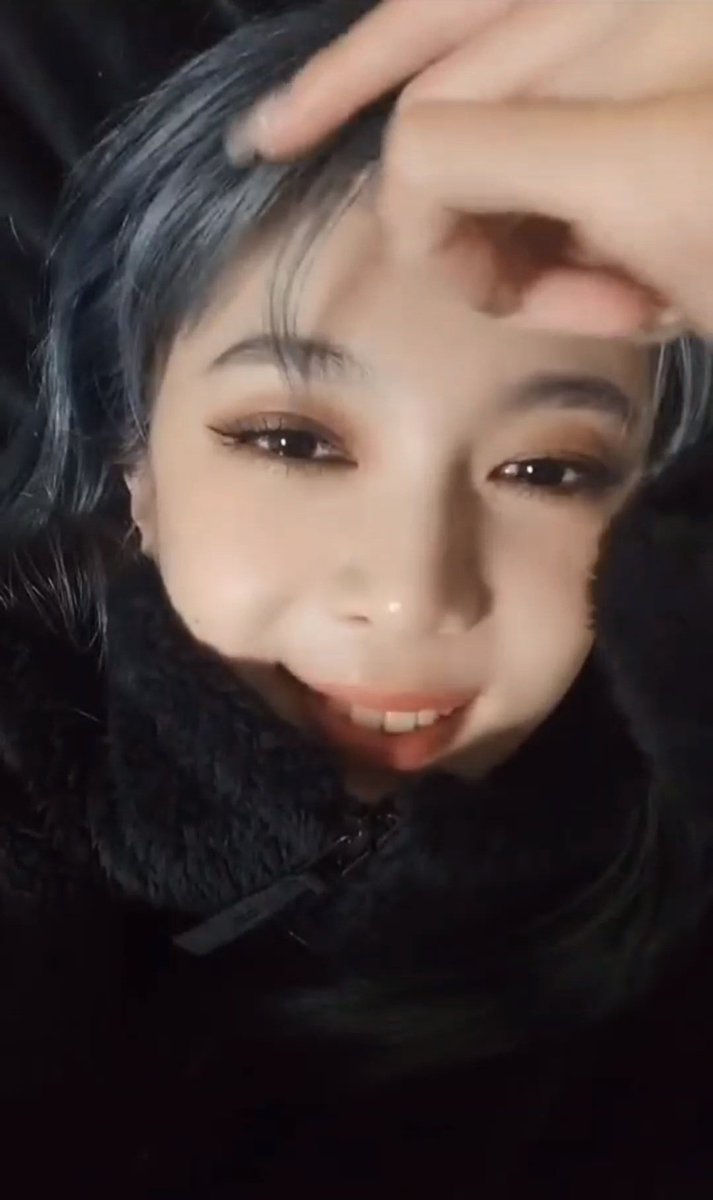 LoverOfDami's tweet photo. @siyeon95 #GetWellSoonDami ❤️ https://t.co/M7IR5rsbru
