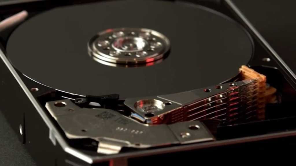 Lance_Edelman's tweet image. Long live the hard drive: Why #HDDs are still far from obsolete - buff.ly/3YSJPcZ #SSDs #harddrives #IT #computing #tech