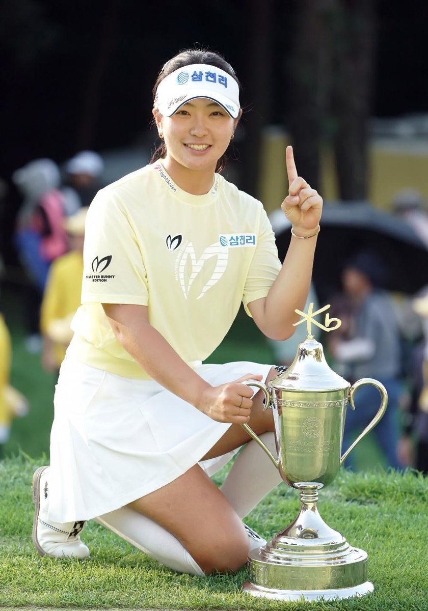 FlightScopeGolf's tweet image. FlightScope ambassador, Hyun Jo Yoo is a major winner on the Korean LPGA Tour in her rookie season winning the KB Star Championship at the Blackstone Golf Club in Icheon, Gyeonggi Province, South Korea.
#FlightScopeFamily
#FlightScopeKorea
#PerformanceDataYouCanTrust
#klpgatour