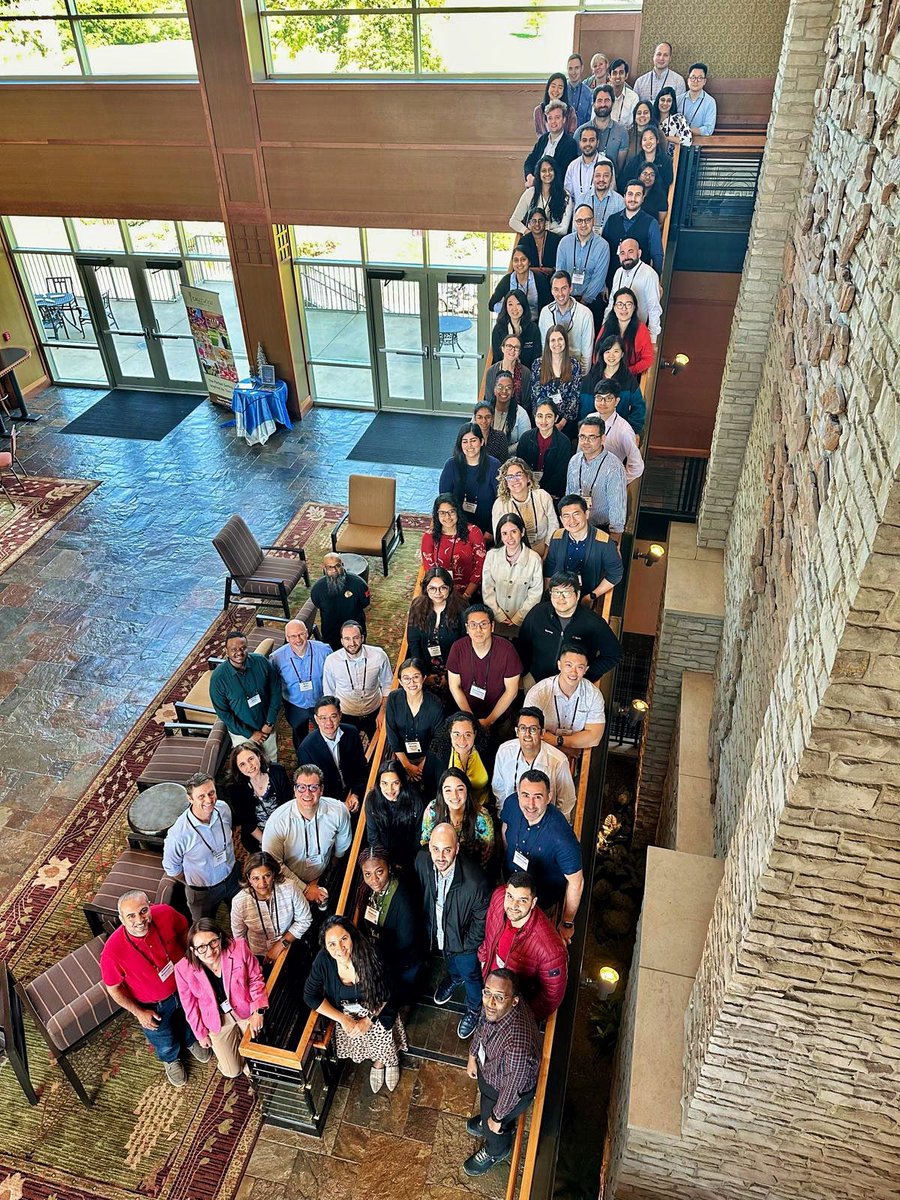 Myasirbaloch's tweet image. Attending Home Dialysis University by @HomeDialUniv &amp;amp; @ASNKidney , getting to meet experts from across the globe &amp;amp; expand my knowledge for this important renal replacement modality 
@WUNephrology #HDU #homeDialysis #asn #Nephrology #fellowship