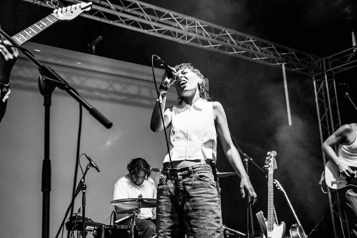 Bitter Sweet Symphonies (@symphoniesblog) on Twitter photo .<a href="/mancpsychfest/">ManchesterPsychFest</a>'s 2024 edition offered us so much, it was packed with plenty of sights and sounds. <a href="/iamcharlotte_/">Charlotte Holroyd</a> reviews.
bittersweetsymphonies.co.uk/2024/09/09/liv…
<a href="/BillieMarten/">Billie</a>, <a href="/thuslovemusic/">THUS LOVE</a> & @divorce_hq reviewed.
📷 by Jonny Nolan .<a href="/mancpsychfest/">ManchesterPsychFest</a>'s 2024 edition offered us so much, it was packed with plenty of sights and sounds. <a href="/iamcharlotte_/">Charlotte Holroyd</a> reviews.
bittersweetsymphonies.co.uk/2024/09/09/liv…
<a href="/BillieMarten/">Billie</a>, <a href="/thuslovemusic/">THUS LOVE</a> & @divorce_hq reviewed.
📷 by Jonny Nolan