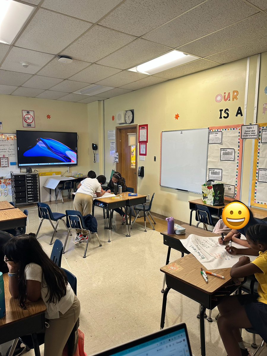 MsAbreus4th's tweet photo. What a great start to the year. We are working together to make sure we have a successful learning environment. First on the agenda: creating classroom expectations☺️ @S3_Belleville https://t.co/YeM2guUDh4