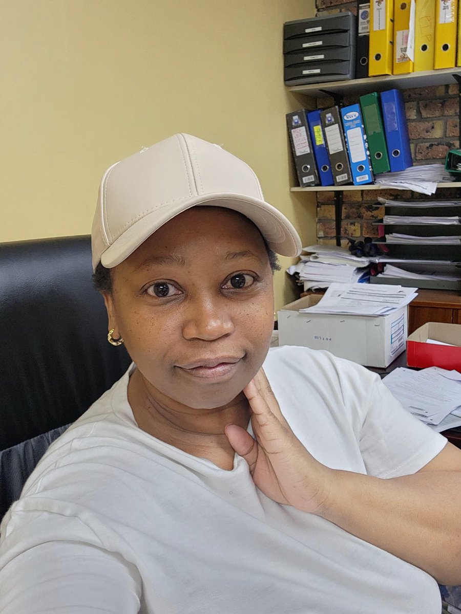 This Monday though🤪 Bad Hair and all...siyacenga