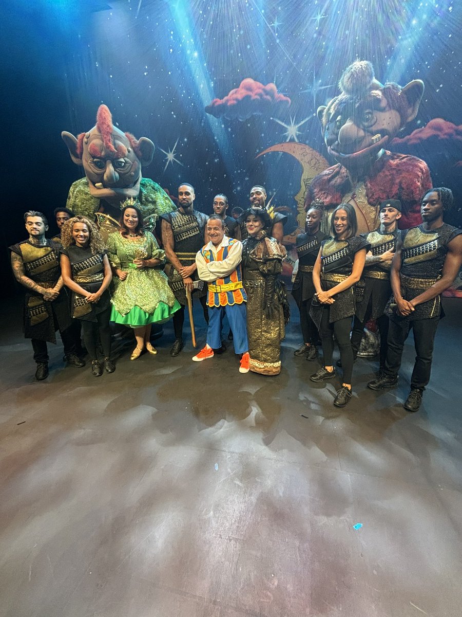 Crossroads Pantomimes (@xroadspantos) on Twitter photo Today we were also in Southampton <a href="/mayflower/">Mayflower</a> for the launch of Jack and the Beanstalk with <a href="/AshleyBanjo/">Ashley Banjo</a>, <a href="/Diversity_Tweet/">Diversity</a>, <a href="/TheKevOrkian/">Kev Orkian</a>, Anne Smith, Jacqueline Hughes and Lauren Hampton 🫘🌱💫 Today we were also in Southampton <a href="/mayflower/">Mayflower</a> for the launch of Jack and the Beanstalk with <a href="/AshleyBanjo/">Ashley Banjo</a>, <a href="/Diversity_Tweet/">Diversity</a>, <a href="/TheKevOrkian/">Kev Orkian</a>, Anne Smith, Jacqueline Hughes and Lauren Hampton 🫘🌱💫