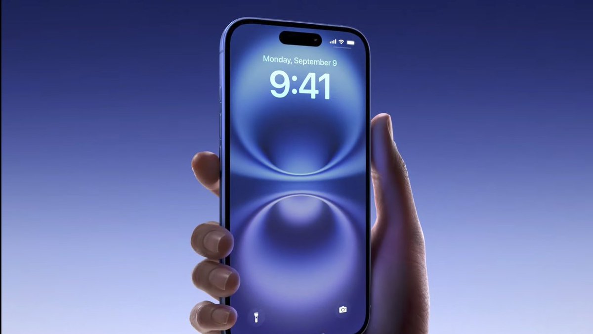 yabhishekhd's tweet photo. Apple iPhone 16 new design. 😂
#AppleEvent #AppleEvent24 #iPhone16 https://t.co/Fd9GYxdIdF