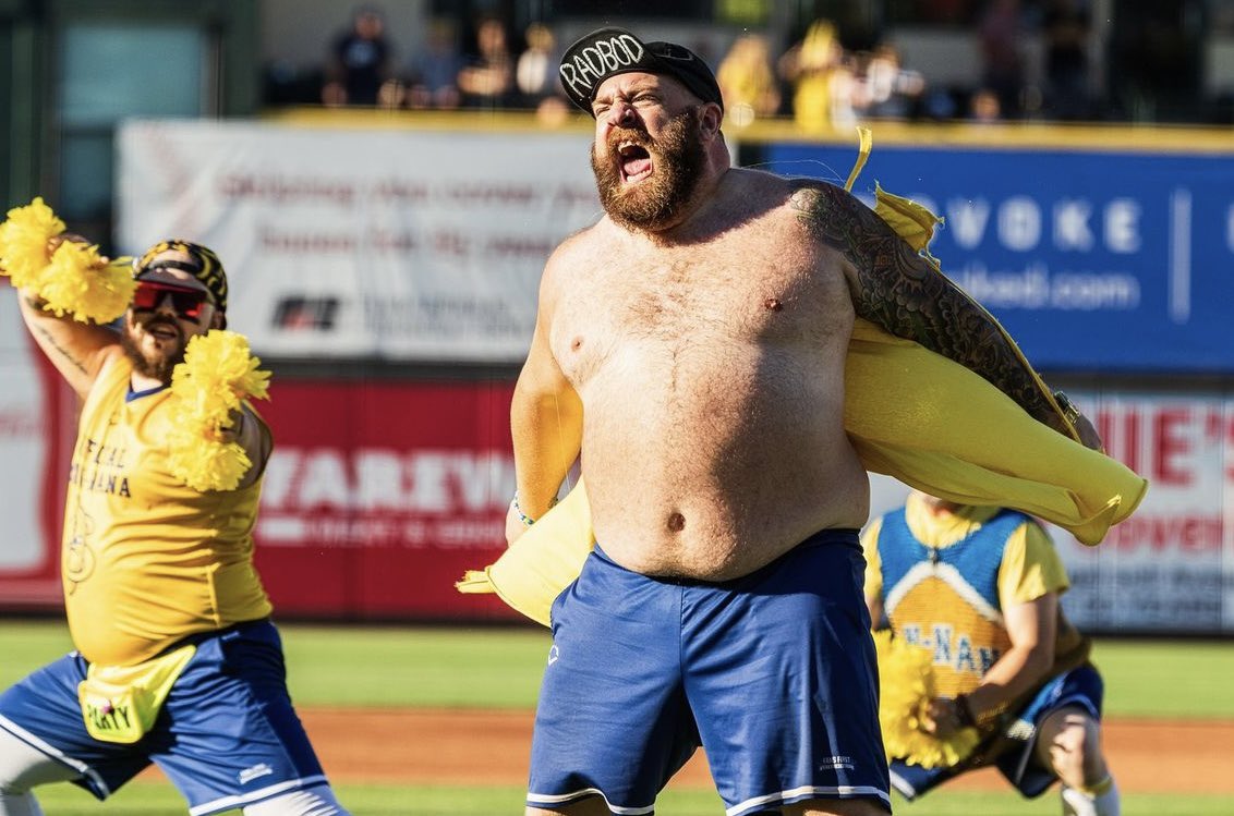 This one’s for you <a href="/JasonKelce/">Jason Kelce</a> 

<a href="/TheSavBananas/">Savannah Bananas</a>