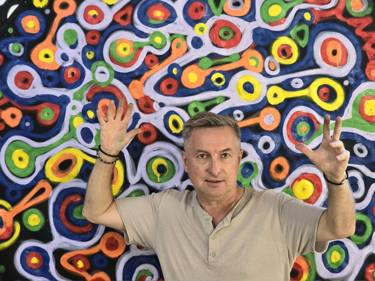 smatyjaszewski's tweet photo. Nowe, kolorowe 🔴🟢🟣 Galeria w Jawidzu. Plenerowa galeria sztuki współczesnej, miejsce pracy twórczej i eksperymentów artystycznych. #art #spray #jawidz #poland #matyjaszewski https://t.co/BafCpLyzWL