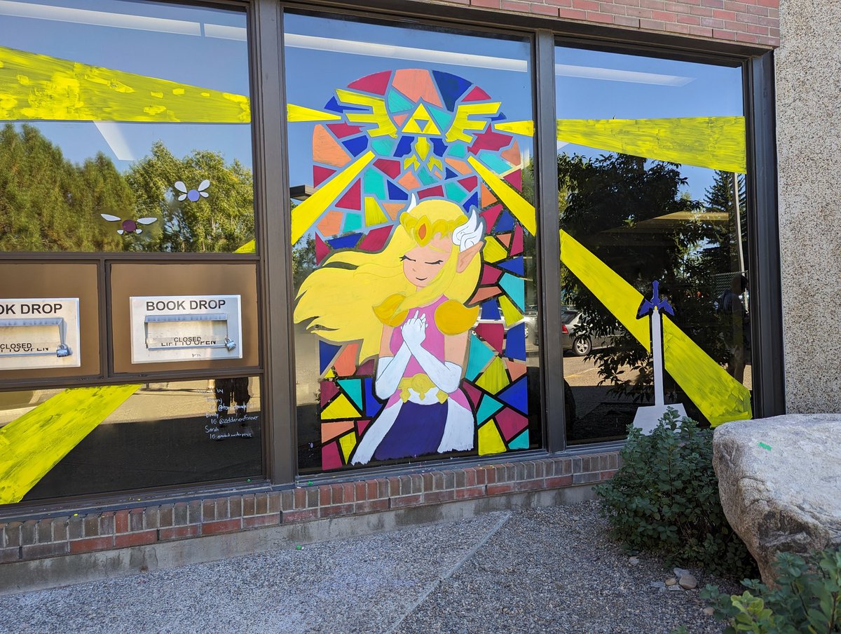Haven't posted here in a while! This is a Princess Zelda mural I did for the Downtown Lethbridge Library!  #mural #zeldafanart #painting #yql