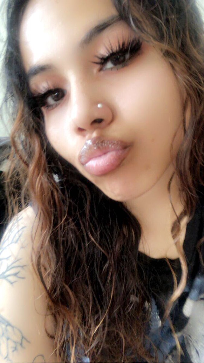 Lxybby11's tweet photo. Send a pretty girl money losers https://t.co/PWyPPB9jqD