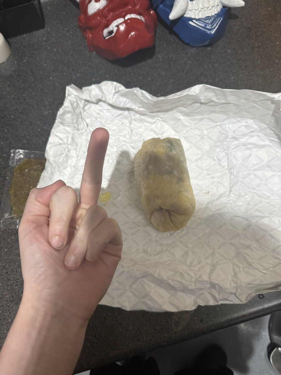 aensIand's tweet photo. Count your fuckin days salad n go https://t.co/pwF1BlUN1D