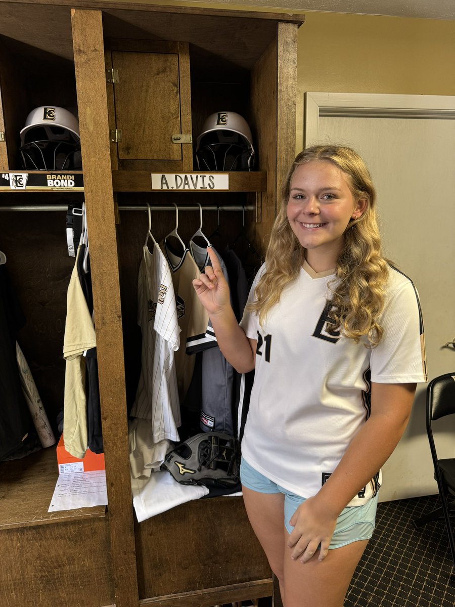 Addison Davis tweet media