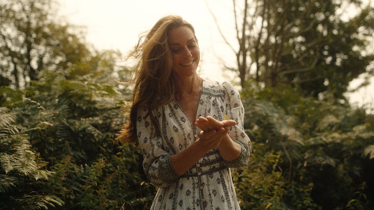 DailyMail's tweet photo. Timeline of Princess Kate's 'road to recovery': From emotional cancer announcement in unprecedented video address to today's statement announcing return to 'light duties' https://t.co/C2HEZq9kos https://t.co/fcBmDCMd1g