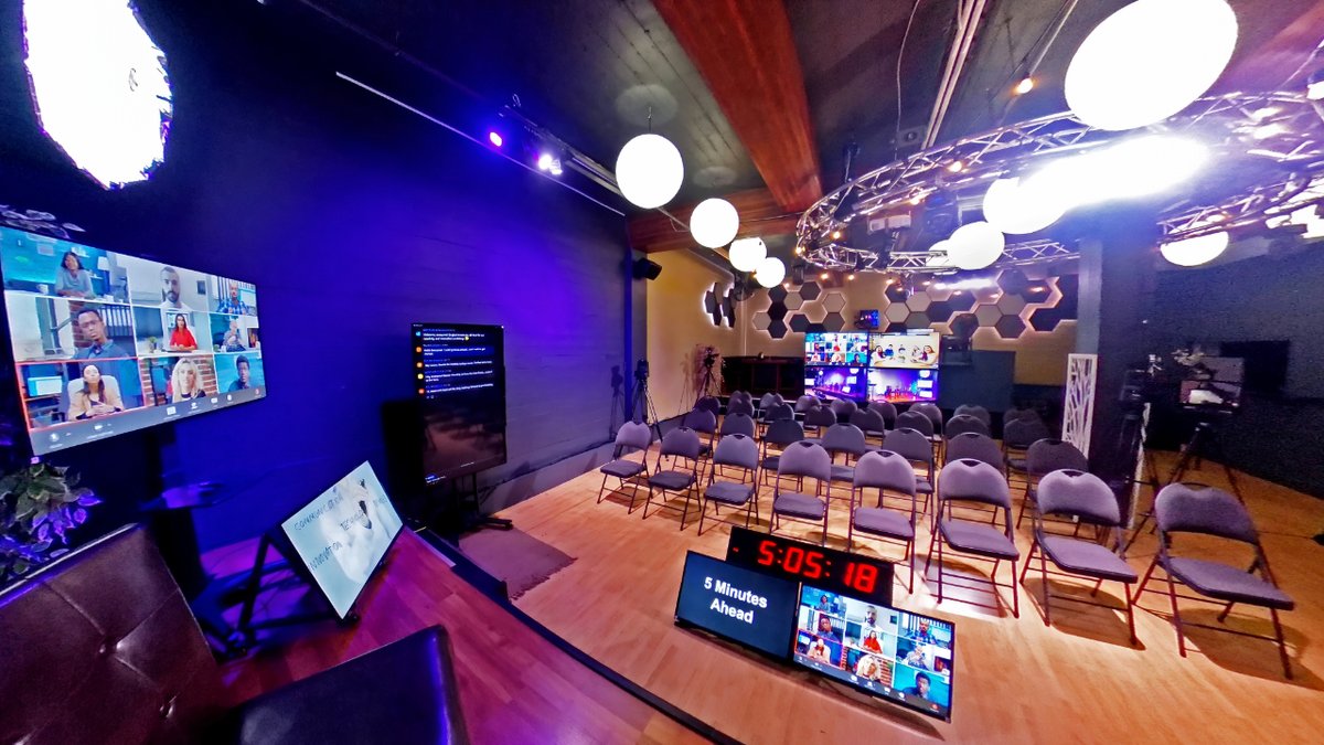 🎥 Content creators, ready to elevate your virtual and hybrid events? Join us at Sunset Labs this Thursday for an personal studio tour &amp; demo. Don't wait, book your tour today! 👉 i.mtr.cool/auvhrqolov
#virtualevents #hybridevents #livestream #yyjevents
