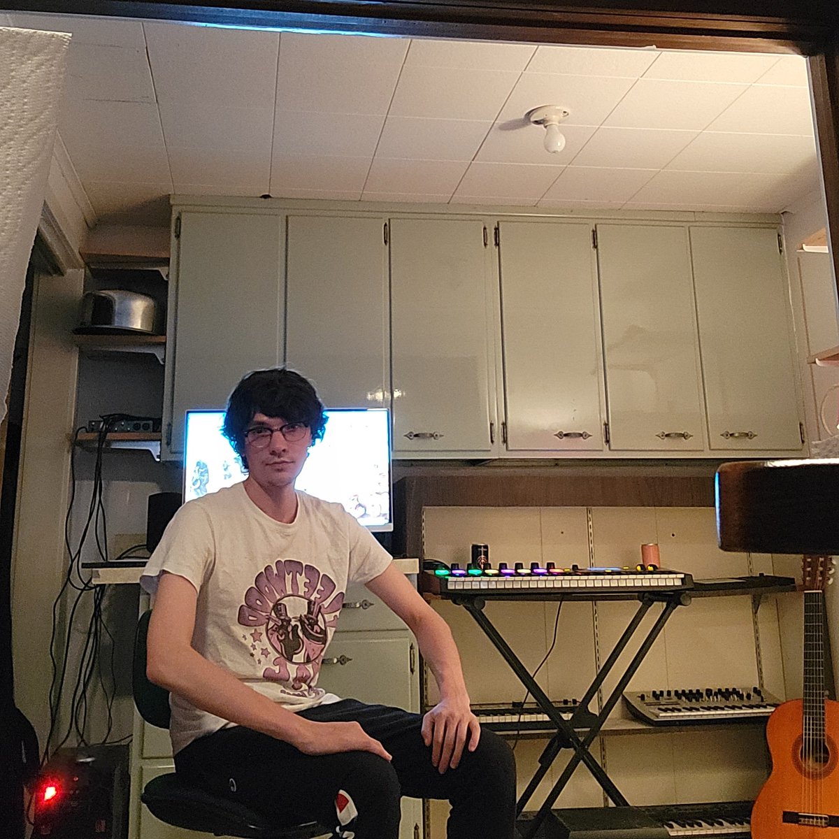 BigAmbient's tweet photo. New place. New music. New big album coming (?) https://t.co/5uRjJi6vLB