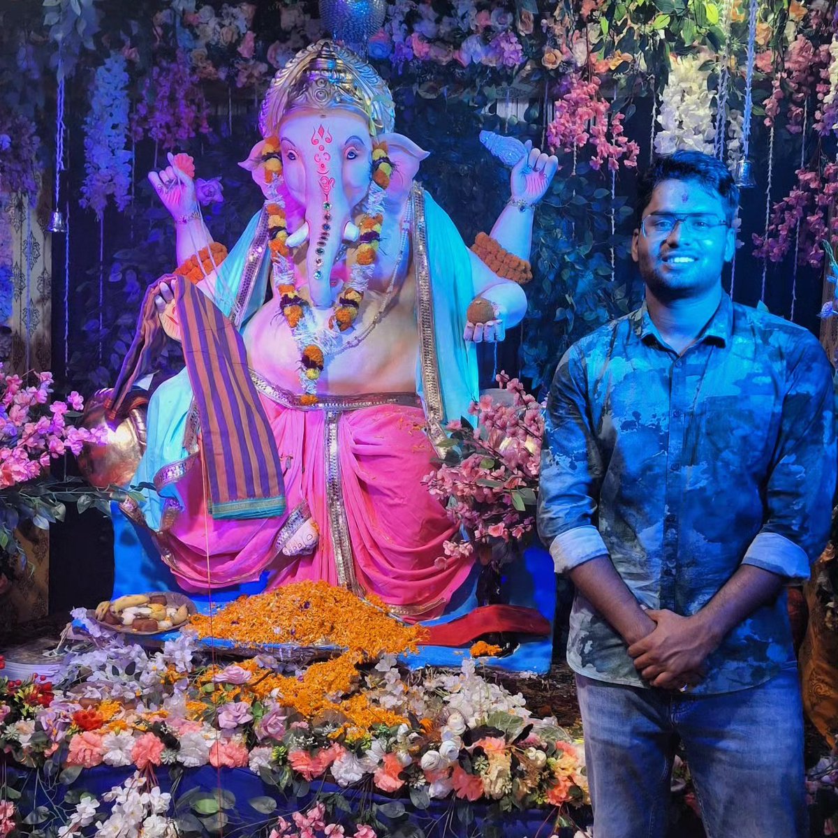 PrBehera3's tweet photo. Ganesh puja 2k24 https://t.co/MQZzFaxKu9