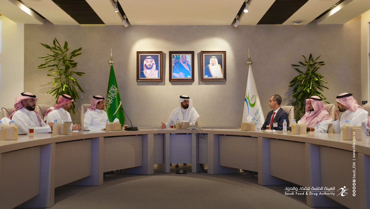 Saudi_FDA's tweet photo. لتعزيز الشراكة والتعاون مع الجمعيات الطبية المختصة؛ هيئة #الغذاء_والدواء تعقد ورشة عمل مع رؤساء وأعضاء عددٍ من الجمعيات.

https://t.co/9xopIZSkw1 https://t.co/4dPu2mV0jP