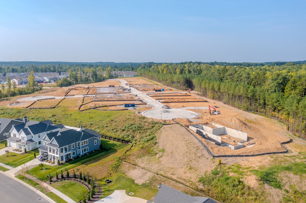 Mosaic at West Creek has all the pieces in place for 55+ living that Lives Up:

✅ Resort-style amenities
✅ Just minutes from Short Pump &amp; Midlothian
✅ First-floor living

Plan your visit today: bit.ly/46oaHmO