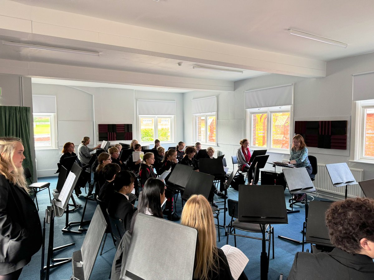 Music at Birkenhead tweet media