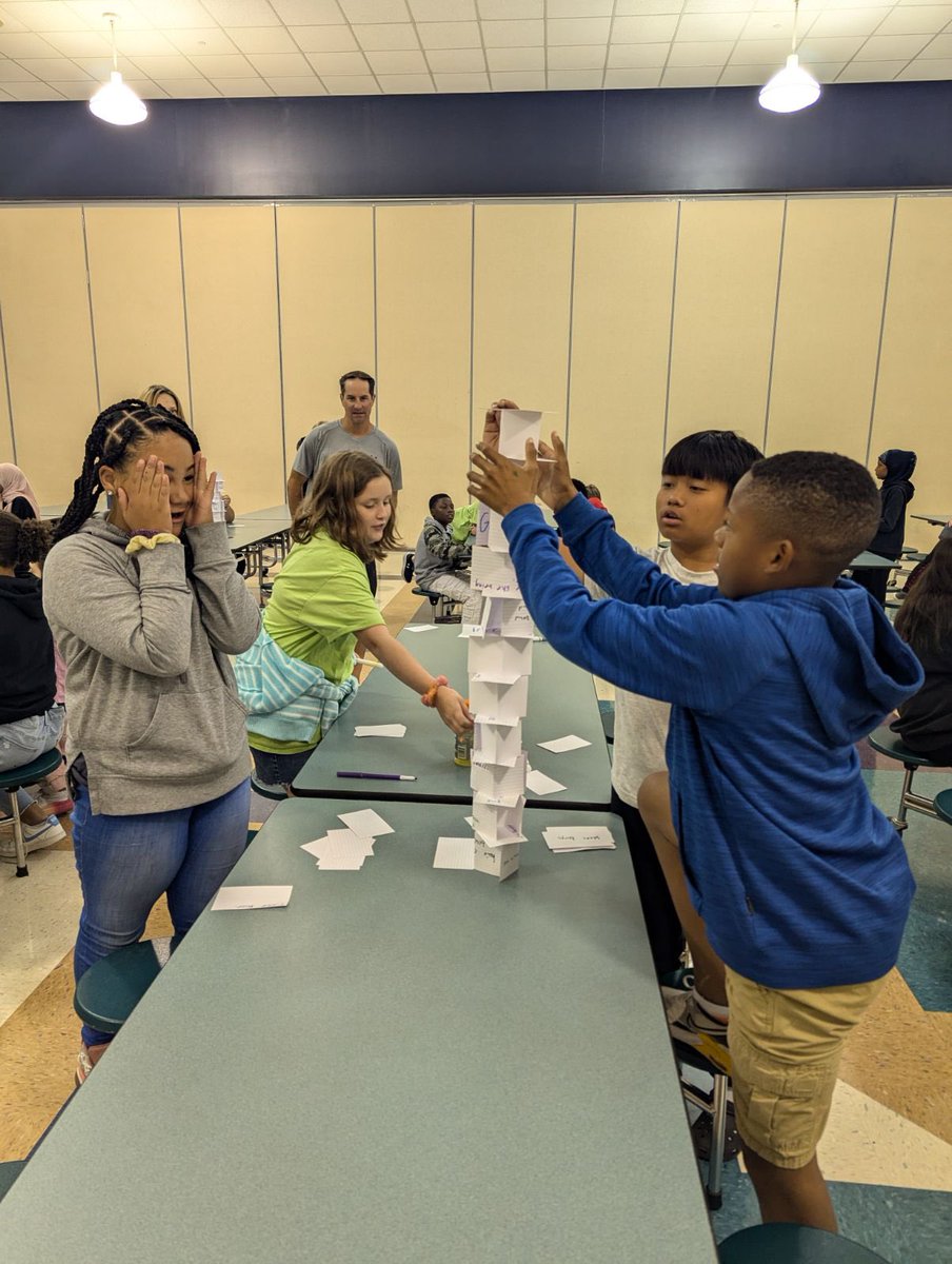 Holt Crossing IS tweet media