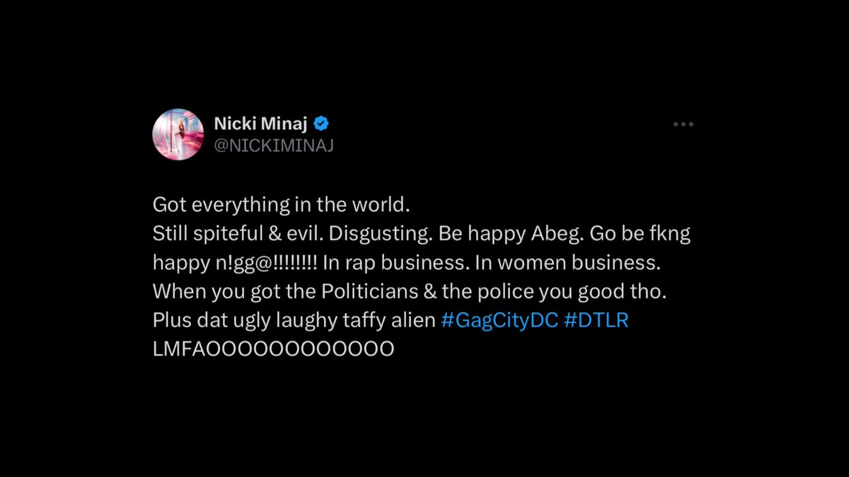 Nicki Minaj sends direct shots at Jay Z after he snubbed Lil Wayne for the Super Bowl 👀

"One n**** took a knee, the other n**** took a bag […] got everything in the world still spiteful and evil"

"Your hatred for Drake &amp; Nicki got you punishing Lil Wayne?"