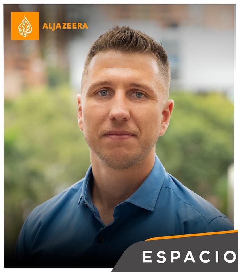 PublicizePR tweet media