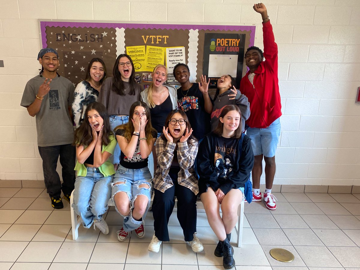 Record numbers alert: we have ELEVEN students back for VTFT II this year! 🍎🦁