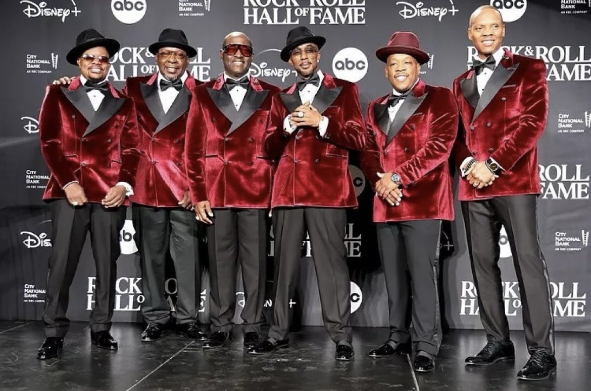 NE4Life6's tweet photo. Happy Anniversary to the best #NewEdition https://t.co/MZcEoLX3is