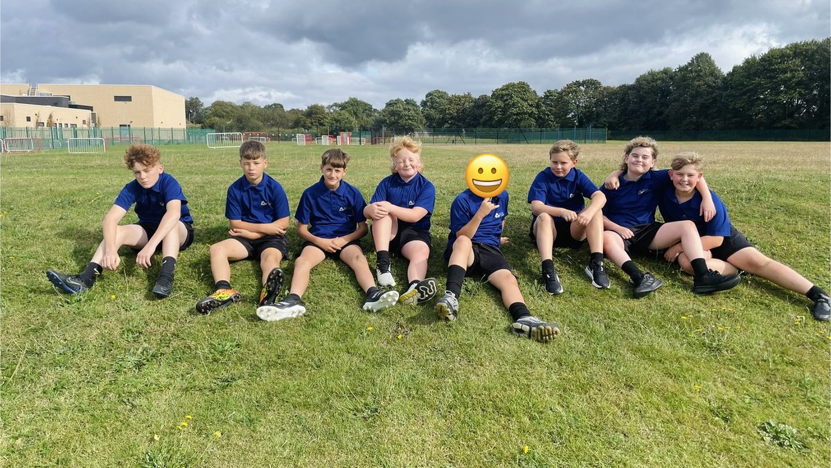 Doncaster_RLFC's tweet photo. Brilliant afternoon working with Year 7 @AshHillAcademy in Hatfield! π
The Dons will be running a Rugby League After School club every Monday for students to attend π
#DonsSchoolsNetwork #FutureDons
#COYD
π€ @mk2lifttrucks https://t.co/KteakYiabC