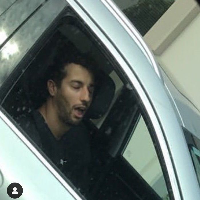 kildernopaddock's tweet image. comecei a semana igual eles