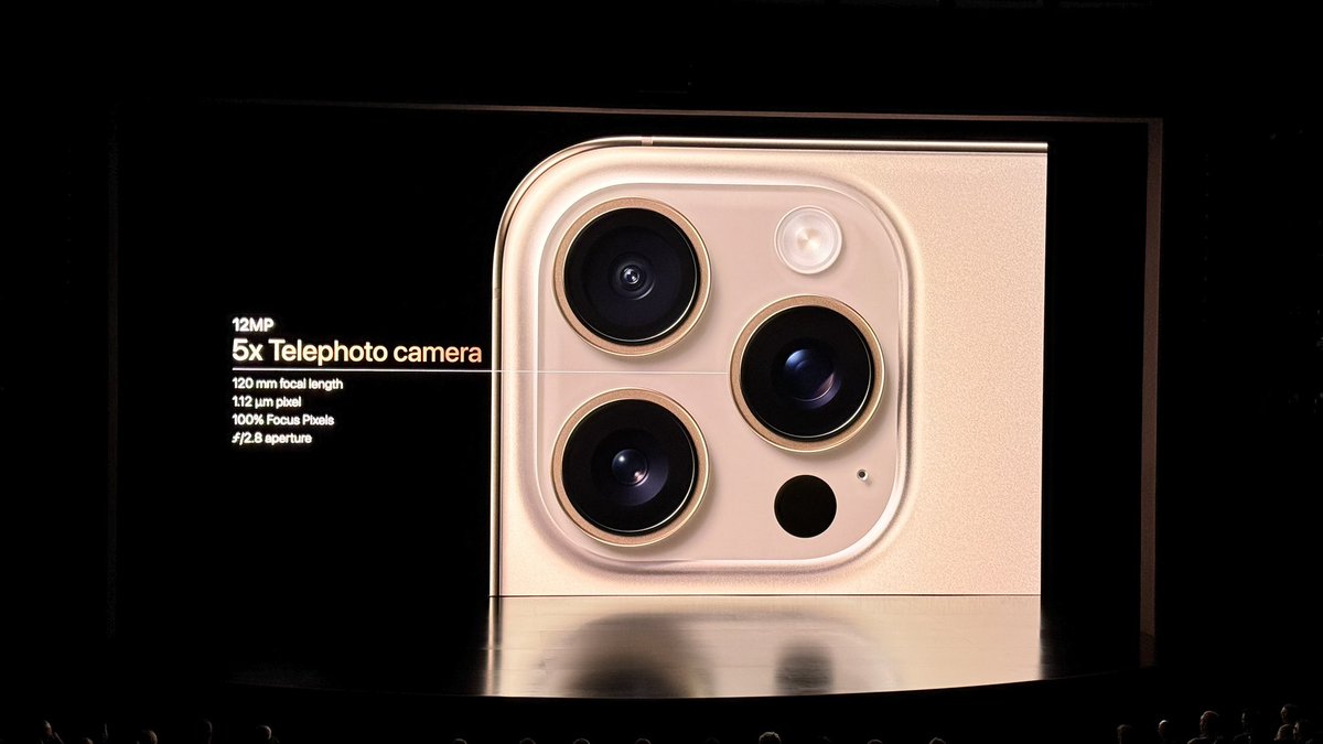 spin9's tweet photo. อัพเกรดกล้องใหม่ใน iPhone 16 Pro และ iPhone 16 Pro Max 

กล้องหลัก 48 ล้านพิกเซล 
กล้องอัลตร้าไวด์ เพิ่มเป็น 48 ล้านพิกเซล
กล้องซูม 5X 

เพิ่ม Photographic Style แบบใหม่

ถ่ายวิดีโอ 4K120 ได้ (รวมถึง ProRes ด้วย)
ปรับเฟรมเรทหลังถ่ายวิดีโ���ได้
รองรับ Cinematic Slo-mo

เพิ่มปุ่ม Camera Control