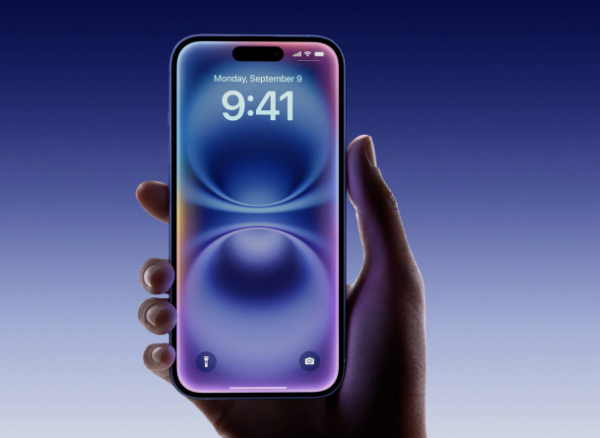 isocialtipstech's tweet photo. In other words, the diagonal design of previous generations was abandoned. The reason for this is to bring spatial video support, which allows you to watch 3D video on the Vision Pro with the help of ultra-wide and wide cameras.  #AppleEvent 👇

https://t.co/HXM7xJRp6o https://t.co/K8SFrXfuqd