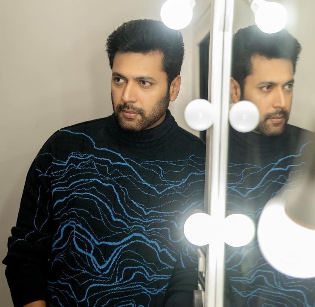 CinemaWithAB's tweet photo. Happy Birthday @actor_jayamravi Anna 🎉♥️
Wishing the best for your new beginning &amp; have a rocking year ahead with all the upcoming releases 🫶 https://t.co/MMJrmDFJLM
