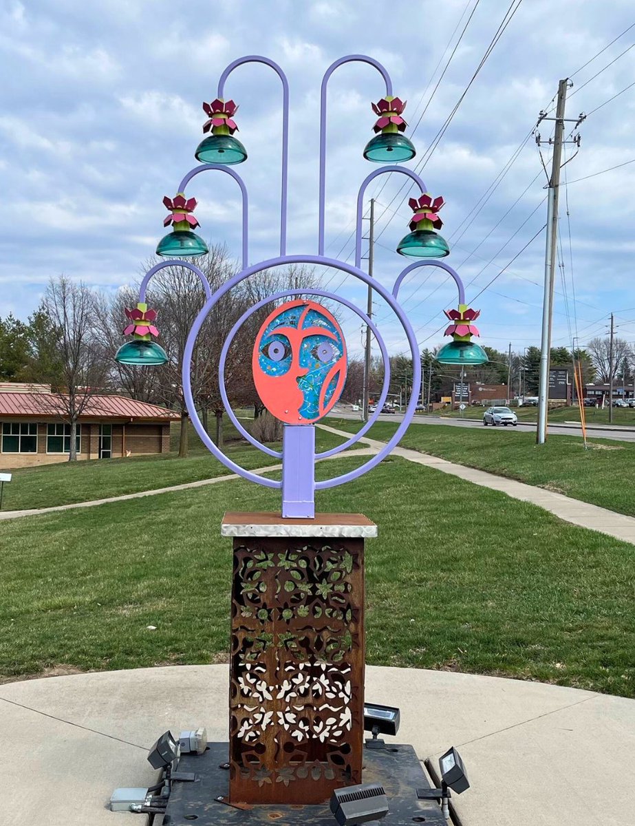 🚨Calling all artists!🚨 The Urbandale Public Art Committee is now taking applications for the 2025-26 Urbandale Art Park Exhibition! Four sculptures will be selected, and the selected artists will receive a $2,000 stipend. Visit urbandale.org/394/Public-Art… to learn more!