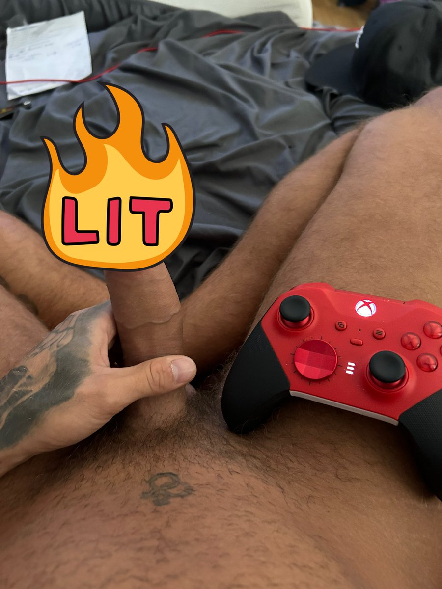 What would you take ? Joystick or my dick 😏 onlyfans.com/lexxyroyal