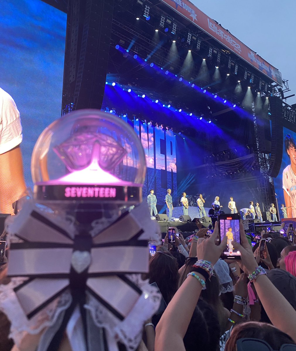soundofmia's tweet photo. I’m rewatching the videos I took last night, it was the best concert of my life 🫶🏼 https://t.co/Z6xev1SByC