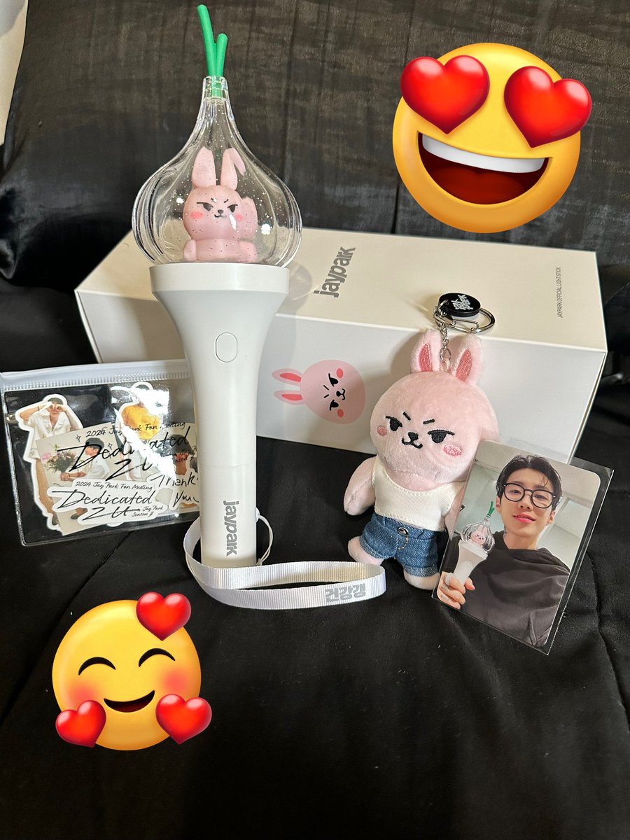 RichieeOriginal's tweet photo. @JAYBUMAOM look what just arrived for me โค๏ธ๐ #jaypark #jwalkerz ๐ฌ๐ง๐ซถ๐พ
๐ฏ adore ๐ฅฐ ILY #JayPark_Season3 #Dedicated2U #MOREVISION ๐ https://t.co/Heuqk95Qi9