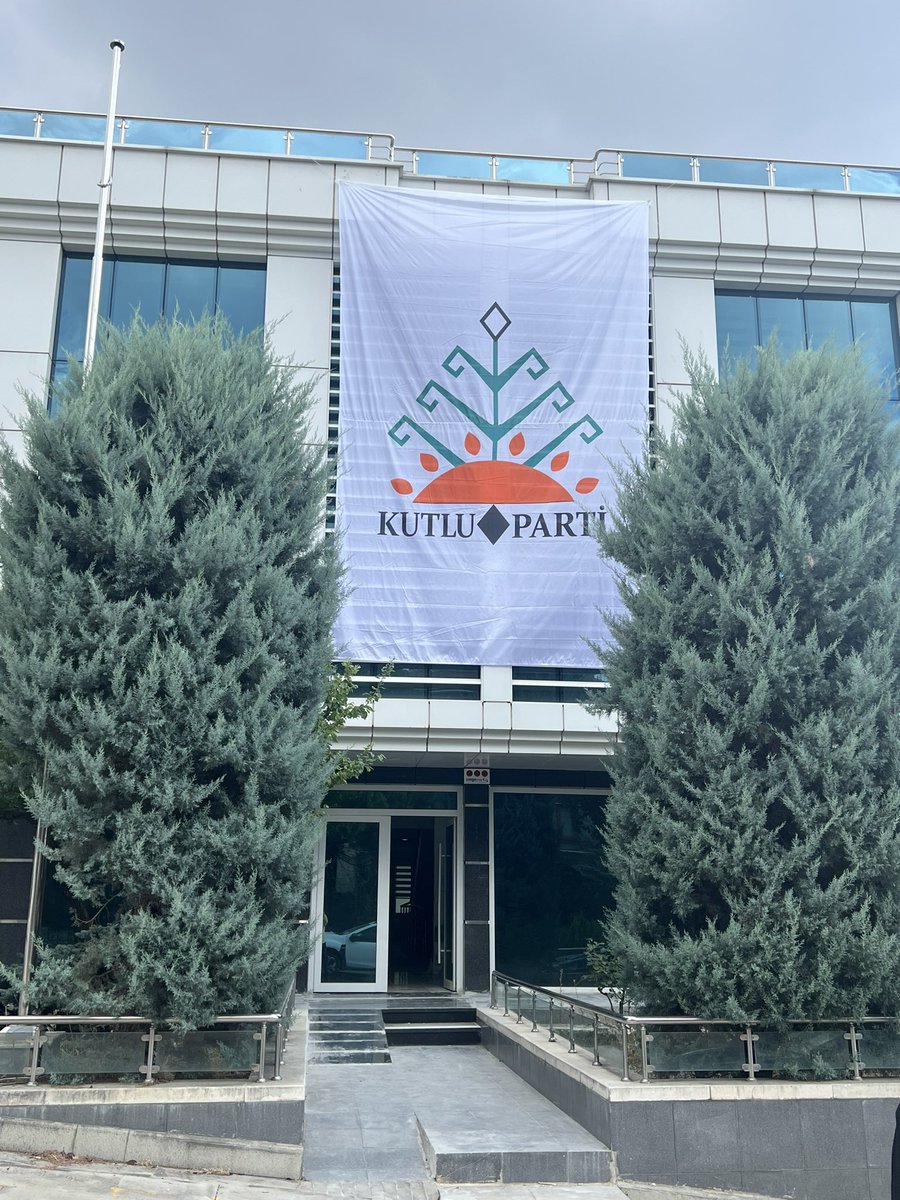 #GeliyorBakKutluParti

<a href="/SuleTuntas/">Sule TUNTAS</a> 
<a href="/hyilmaz61/">Hikmet YILMAZ</a> 
<a href="/KahveciCihan/">Cihan Kahveci</a> 
<a href="/etalipkarakus/">EBU TALİP KARAKUŞ</a> 
<a href="/hseyinavc8/">Dr. Hüseyin AVCI</a> 
<a href="/HsnAyk1/">Hüsnü Ayışık</a> 
<a href="/hasanalierdem19/">hasan ali erdem</a> 
<a href="/aycayalcin35/">Ayca Yalcin</a> 
<a href="/LeventAkcay1/">Prof.Dr Levent Akçay</a>