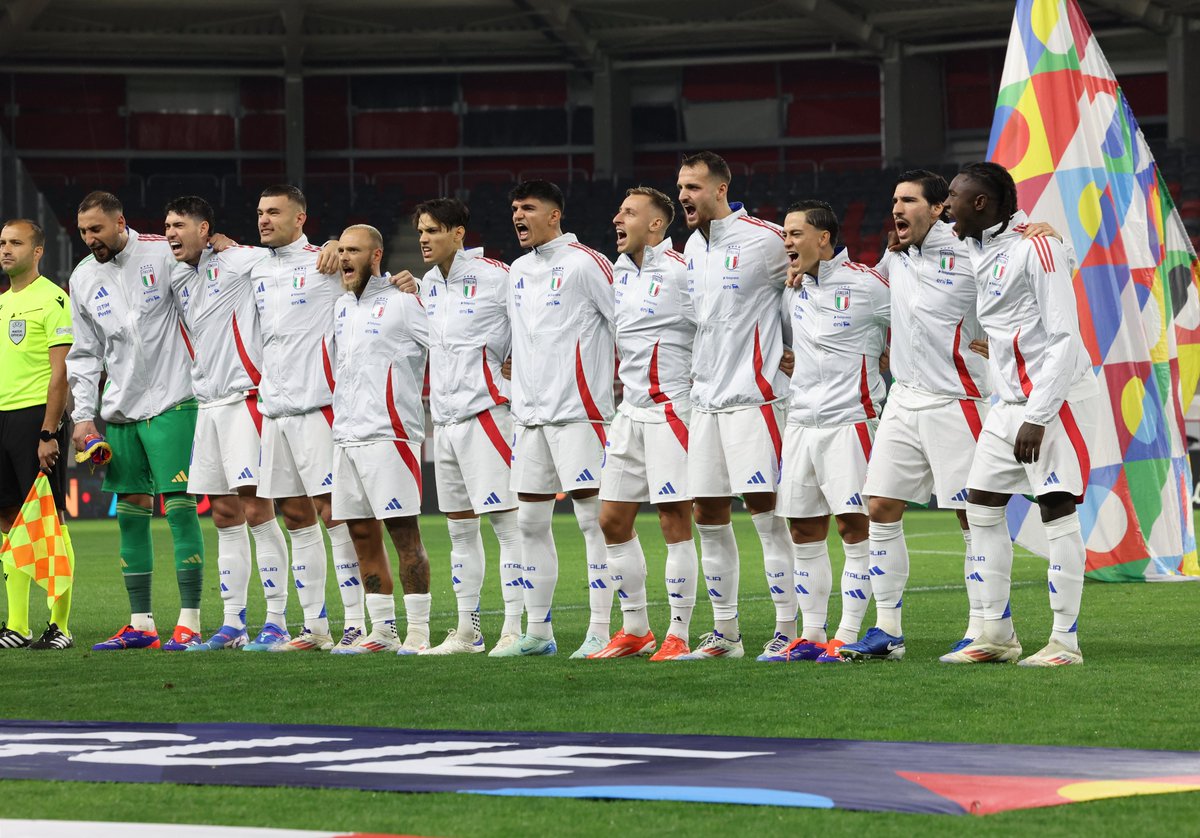 Azzurri's tweet image. 💚🤍❤️

#NationsLeague #IsraeleItalia
#Nazionale #Azzurri #VivoAzzurro