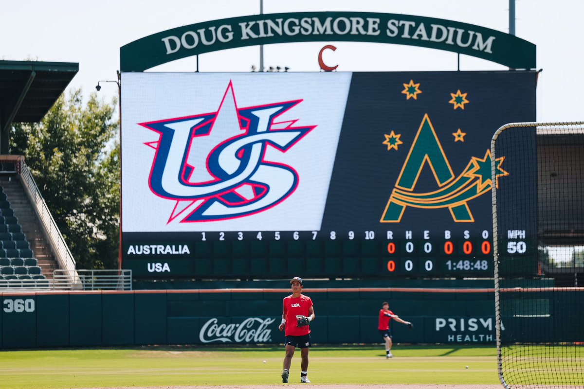 USABaseball15U's tweet photo. 1️⃣ hour til first pitch❕

#ForGlory🇺🇸 https://t.co/D12xAmPoKc