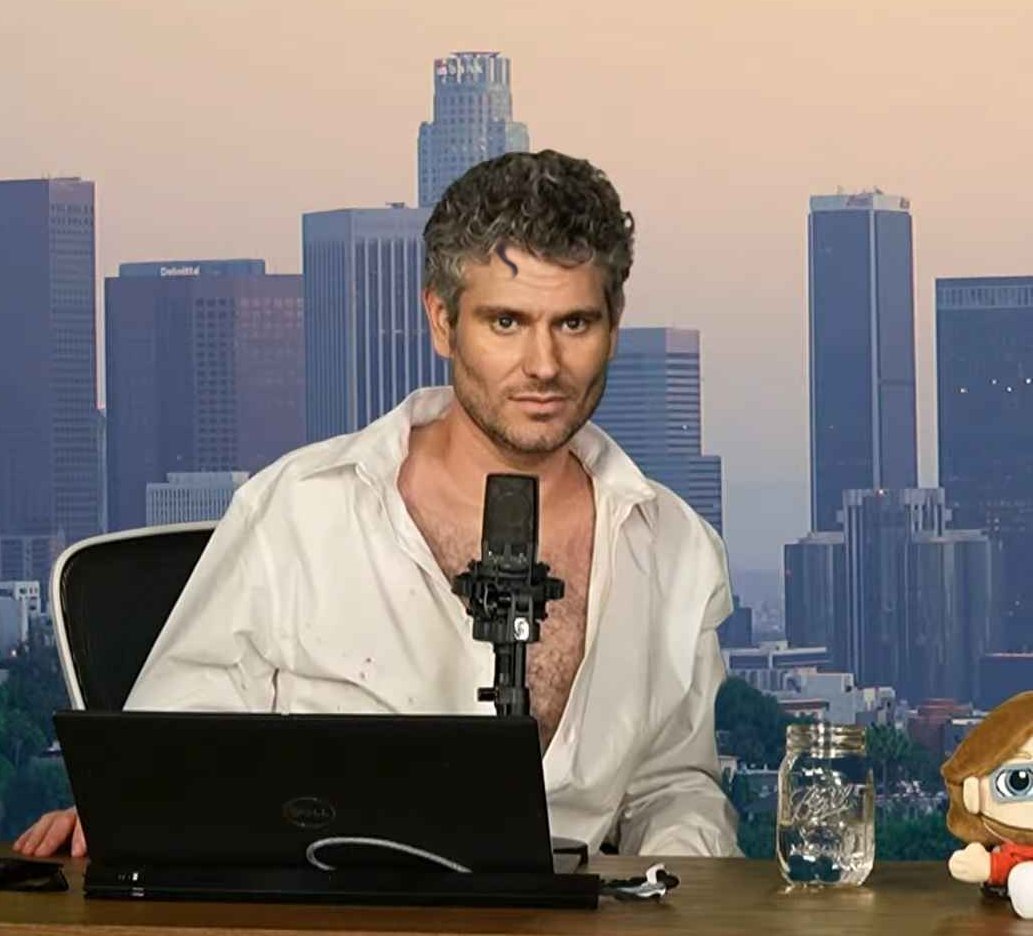 theh3podcast's tweet image. 🎥The H3 Show Is Now Going Liveeee!!🪩

🗒️Today's Main Topics:
- Nikocado's Crazy Weight Loss
- Dr Disrespect Horrible Response
- Howie Mandel's Massive W 
-Goofs &amp;amp; Gafs

Watch here... youtube.com/live/dkTJF5vqZ…